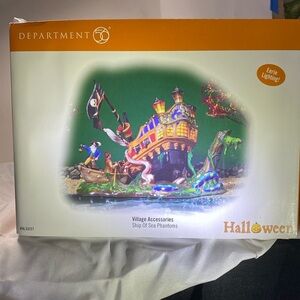Department 56 Snow Village Halloween ornaments (dead stock)